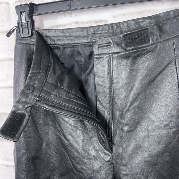 Like New |•JACQUELINE FERRAR•| Vintage Black Genuine Leather Pants - Picture 3 of 4